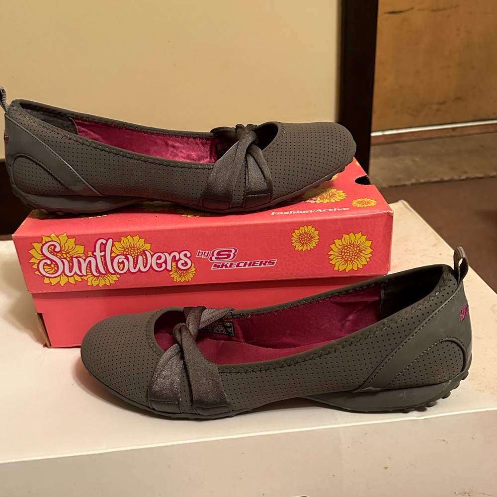 *LIKE NEW*Sz 9.5*Sketchers* flats